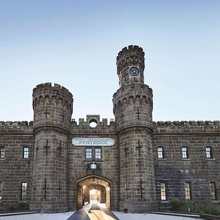 Adina Apartment Hotel Melbourne, Pentridge Exterior photo